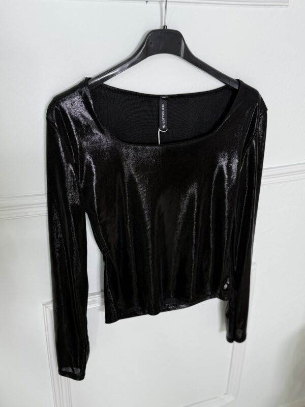 Top negro reflejo - Imagen 2