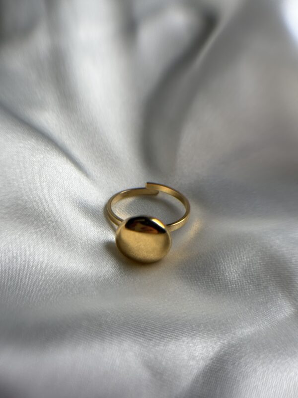 Anillo nila
