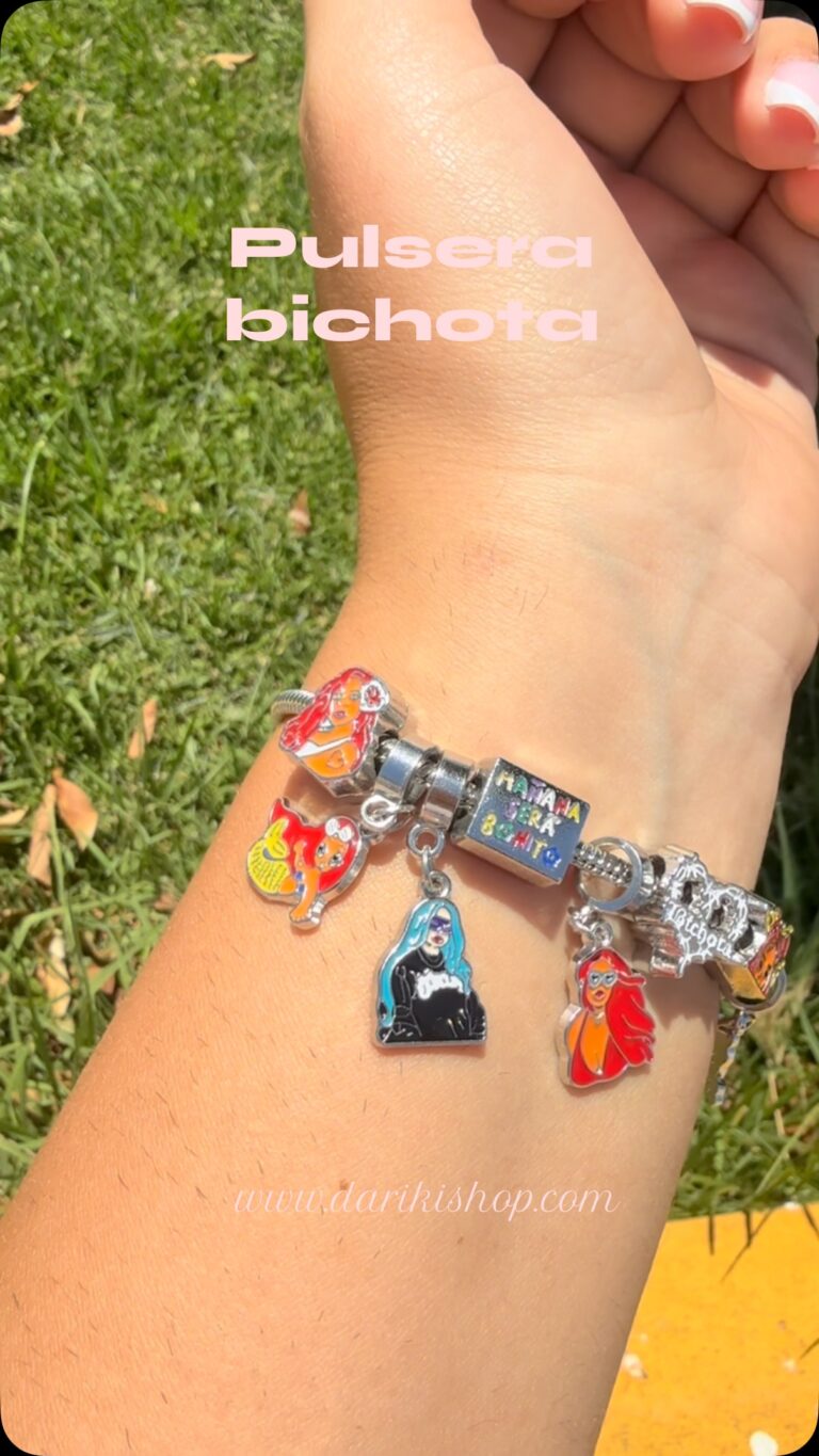 Instagram post from darikishop. This post is in position 15.